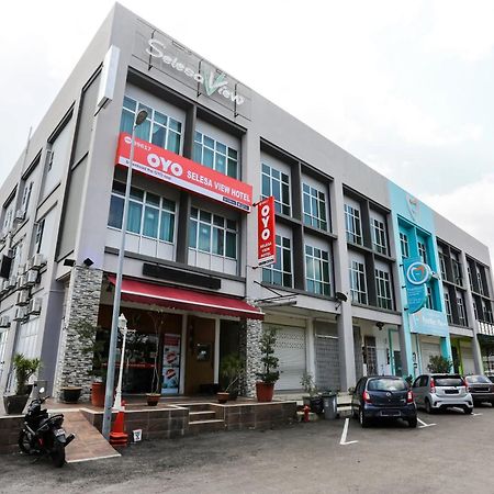 Отель Selesa View Bukit Gambir Экстерьер фото