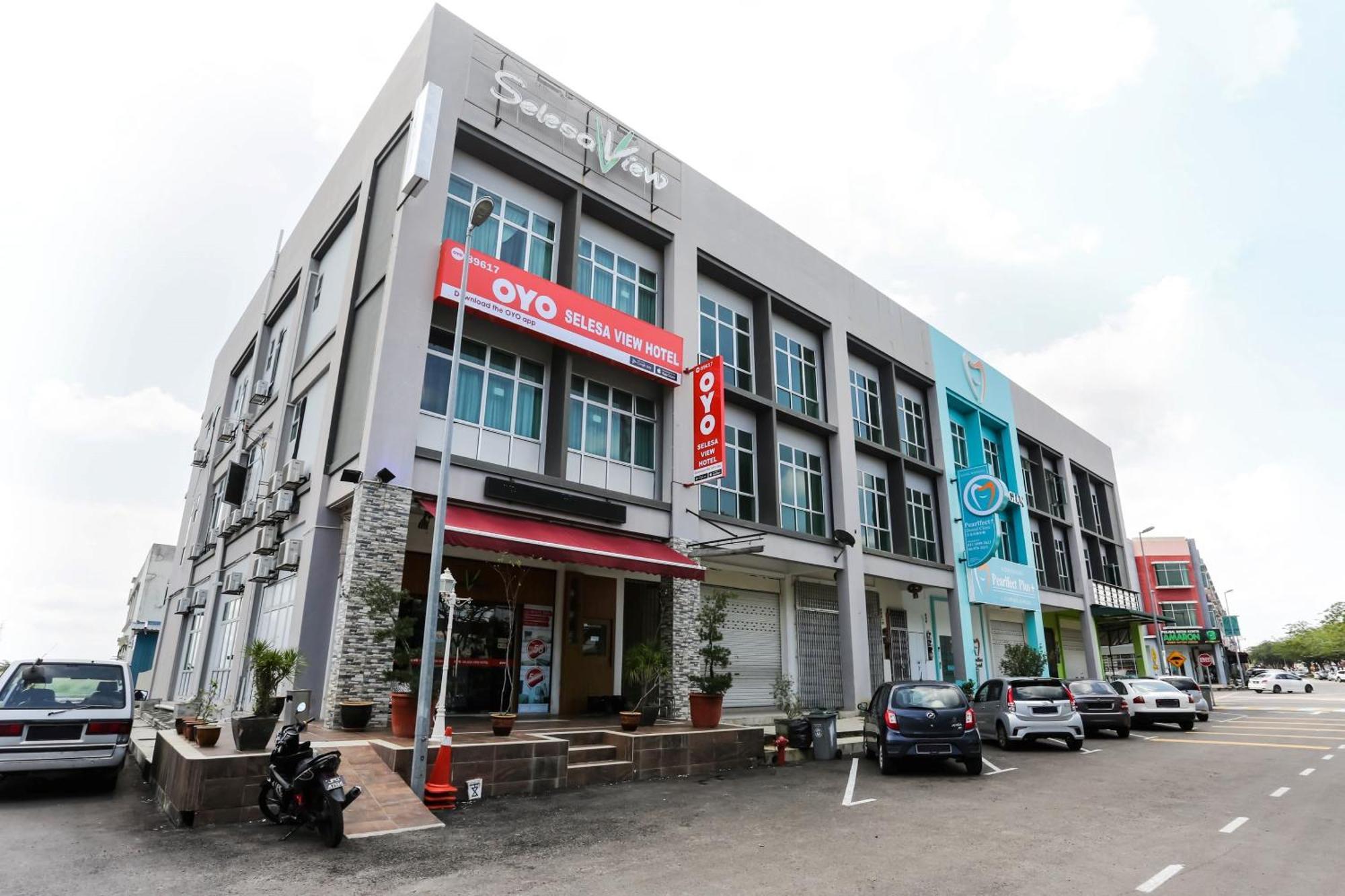 Отель Selesa View Bukit Gambir Экстерьер фото